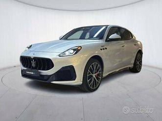 maserati grecale 3.0 v6 trofeo 530cv