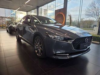 3 sedan e-skyactiv-x 186 m hybrid at centrere-line