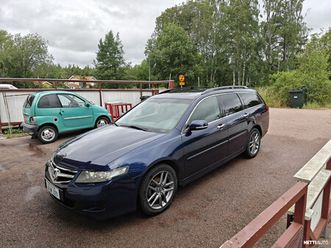 tourer 2,0i sport