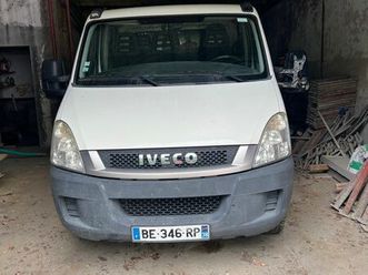 iveco daily 35c 15 double cabine 1er main 115 000km
