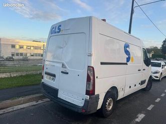 utilitaire (nissan nv400)