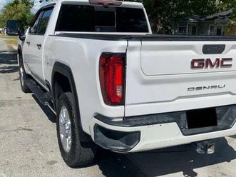 GMC SIERRA DENALI 2022-gmc-sierra-denali-duramax-2500hd-diesel