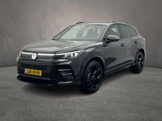 r-line edition 1.5 tsi ehybrid 204pk dsg automaat trekhaak, black style, panoramadak, adaptive cruise control, navigatie, 360 camera, achteruitrijcamera