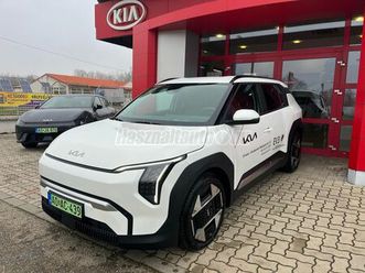 kia ev3 81,4kwh earth plus top csomag. power csomag