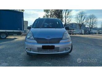 toyota yaris verso - gpl - gommata nuova
