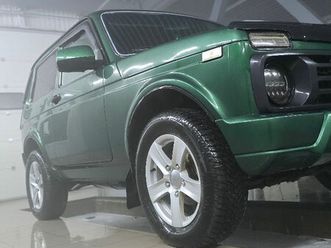 lada / ваз 2121 (4x4) an. 2008