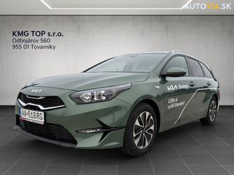 kia ceed sw 1.5 t-gdi silver at za 22 800 €