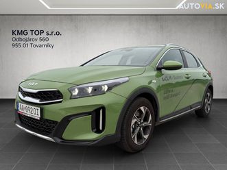 kia xceed 1.5 t-gdi silver at za 22 800 €