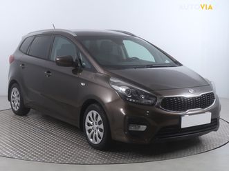 kia carens 1.6 gdi 7 miest, serv.kniha, tempomat za 9 800 €