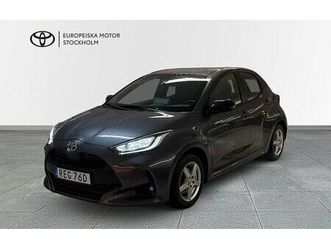 toyota yaris 1,5 hsd style v-hjul au