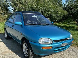 oldtimer mazda 121 cabrio