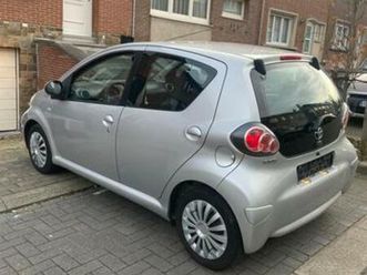 ② toyota aygo essence airco 5 porte — toyota — 2ememain