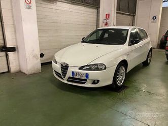 ALFA ROMEO 147 alfa-romeo-147-benzina