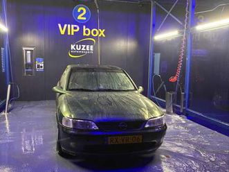 opel vectra b, automaat 1.6 benzine