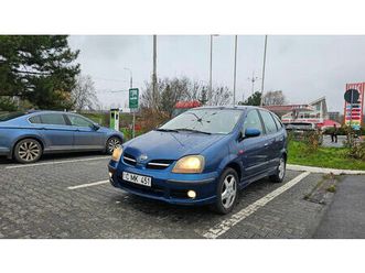 nissan almera tino an. 2000