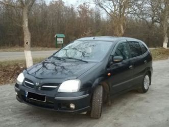 nissan almera tino an. 2005