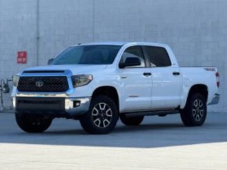 toyota tundra sr5 crew cab short bed ≫ 2018 • 39 999 лв. • id
