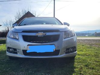 prodajem chevrolet cruze 1.6 lt +lpg
