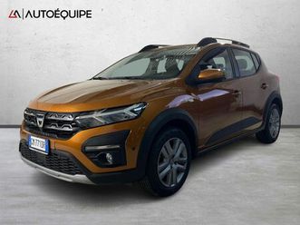 dacia sandero stepway 1.0 tce 100 cv eco-g comfort del 2023 usata a roma