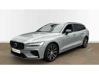 plus, t6 awd plug-in hybrid, elektrisch/benzine, dark