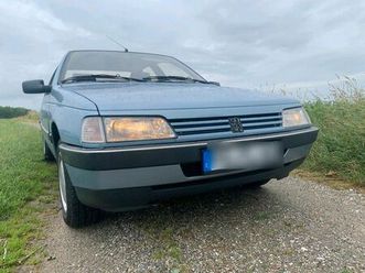 peugeot 405 gri oldtimer