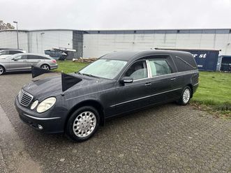 mercedes-benz e 220 катафалка