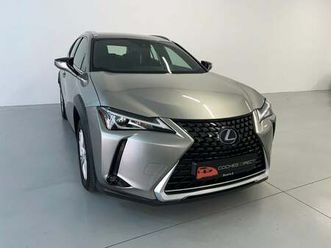 lexus ux 2.0 250h executive
