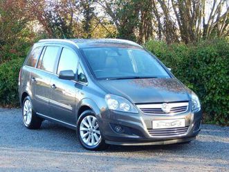 1.6 16v design euro 5 5dr (snav)