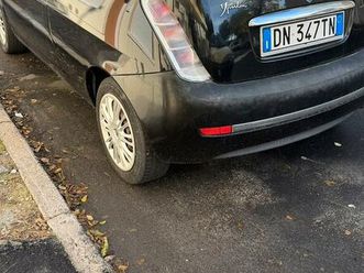 villetta libera su tre lati