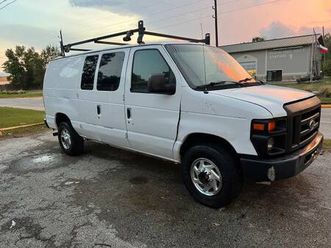 2011 ford e -250 cargo van