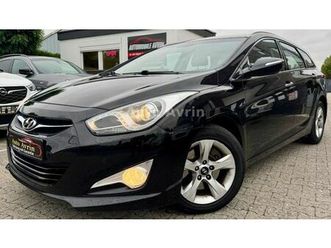 hyundai i40 cw fifa world cup edition-xenon-navi-kamera