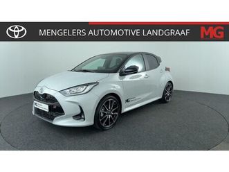 toyota yaris - 1.5 hybrid 130 gr sport