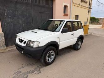 terrano 2.7 td comfort comfort