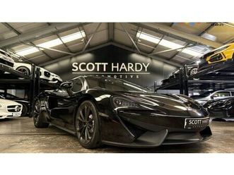 2017 mclaren 540c noir automatique, 7+ vitesses conduite...