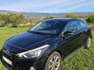 hyundai i20 coupé à vendre - 87000 km - noir - 2016