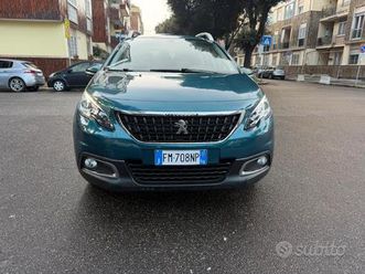 peugeot 2008 1.2 82 cv active