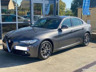 alfa romeo giulia 2.2 jtd 136ch business at8 my19