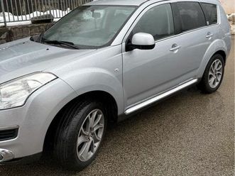 citroën c-crosser 7 places