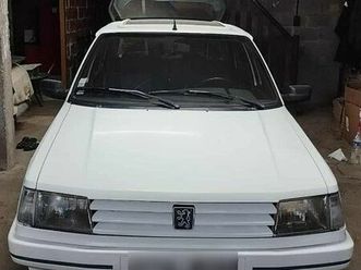peugeot 309 green