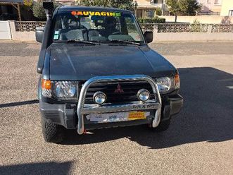 MITSUBISHI PAJERO 4x4-pajero-mitsubishi-2-5l-glx