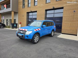 mitsubishi pajero 3.2 di-d200 intense 3p