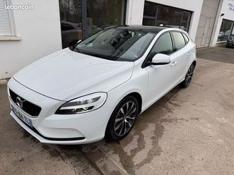 volvo v40 2.0 d2 120 cv momentum boîte auto