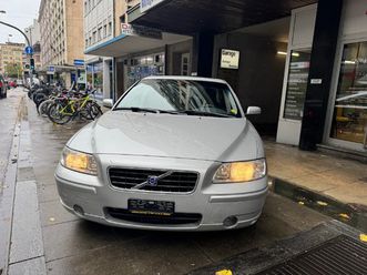 s60 2.5t awd momentum