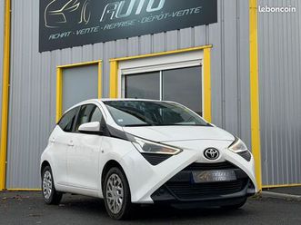 toyota aygo ii 1.0 vvt-i 72ch x-play my21 / carplay / camera de recul / bluetooth / 8.790 euros