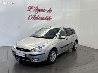 ford focus focus 1.8 tdci 100 ch trend / climatisation / attelage /