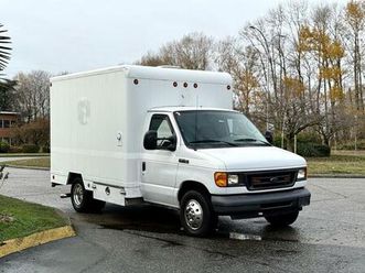 used 2007 ford e350 super duty diesel 10-foot cube van with rear work shelves