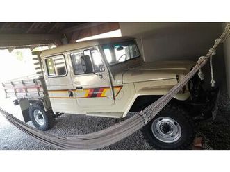 toyota band. jipe 4x4 sport 3.7 diesel 1987