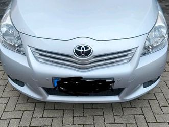 toyota verso 2.0 litr 93 kw d-4d kat