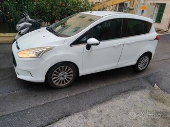 ford b-max in perfette condizioni