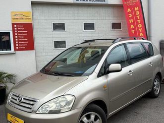toyota avensis verso 2.0 d4d 115cv 7 places
